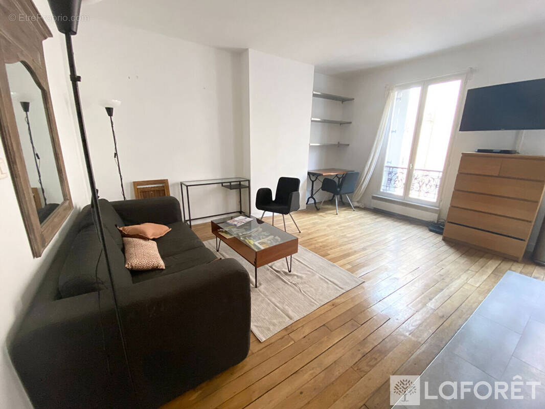 Appartement à PARIS-11E