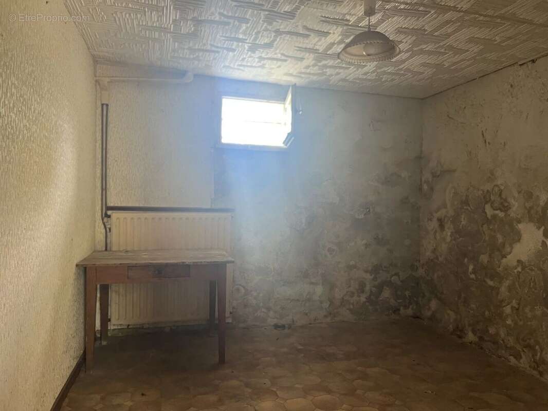 Vente Maison Mazerolles(86320) 50 000ï¿œ - photo 8