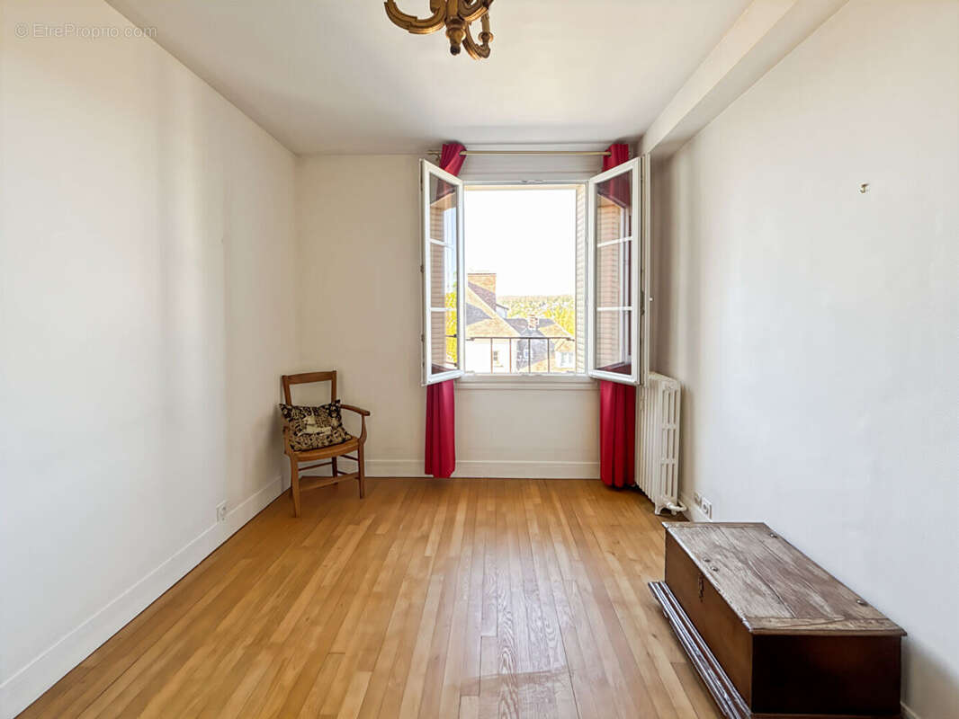 Appartement à MANTES-LA-JOLIE