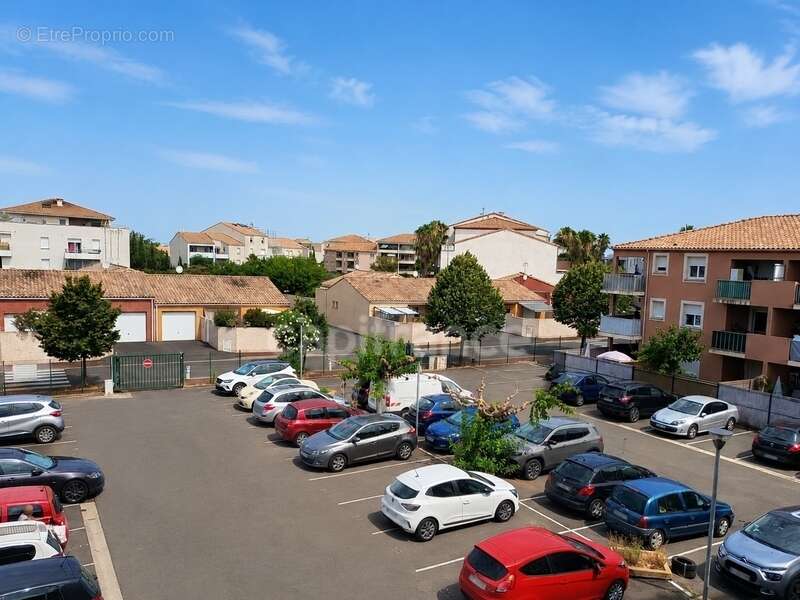 AGDE au Cayrets - « Poser ses valises sans se soucier du stationnement : voilà la promesse rare de ce T3 meublé aux Cayrets ! » - photo 8