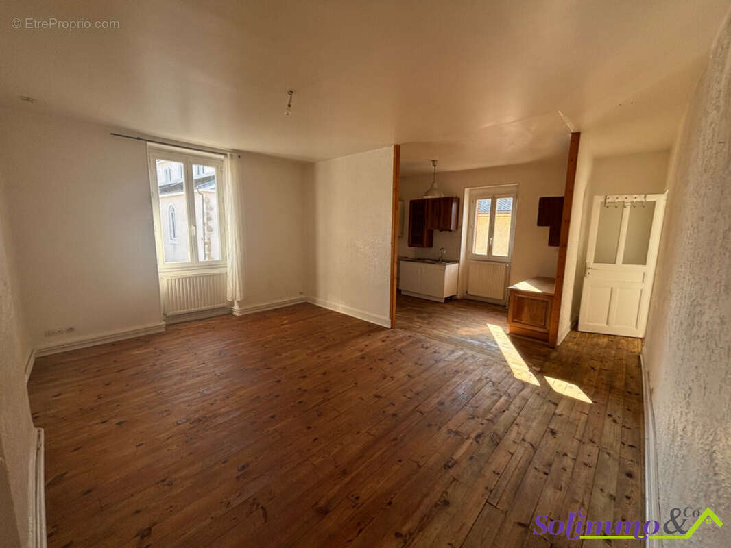 Appartement à LES ABRETS