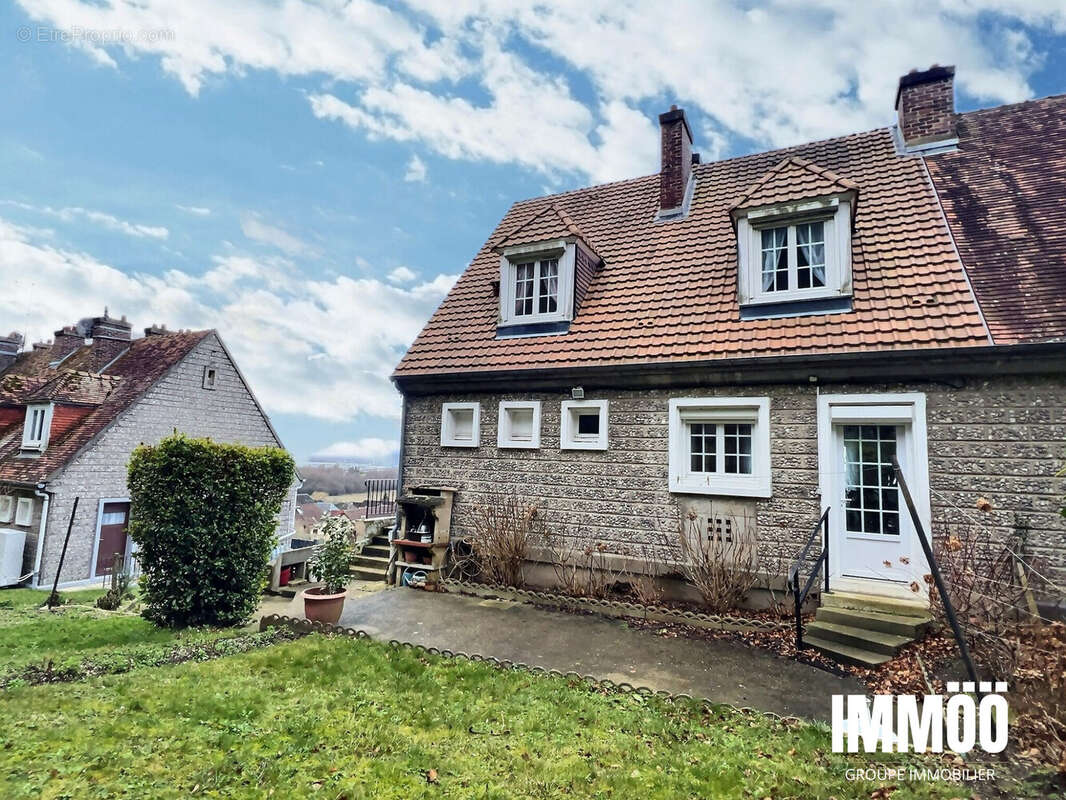 Maison à LE TRAIT