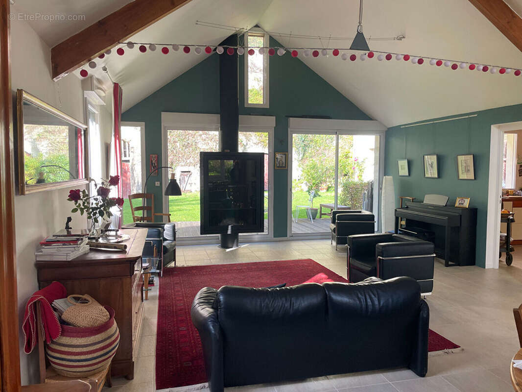 Maison à VERNOU-SUR-BRENNE