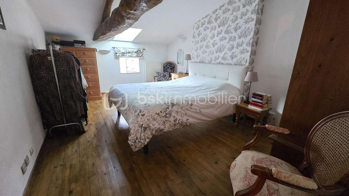 Maison charentaise et son gite avec piscine - photo 11