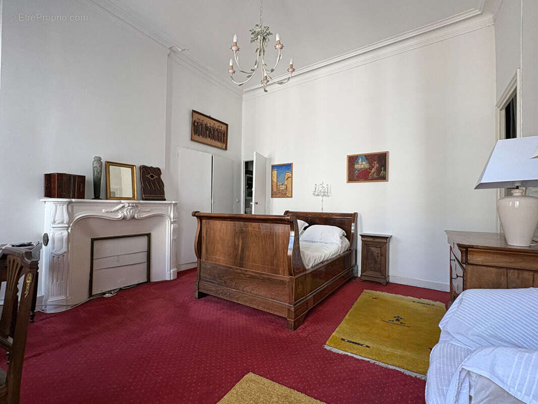 Maison bourgeoise Saint-Seurin - Cachet et adresse d'exception - photo 11