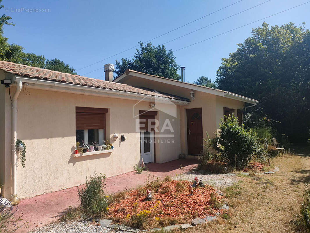 Maison à SAINT-SAVIN