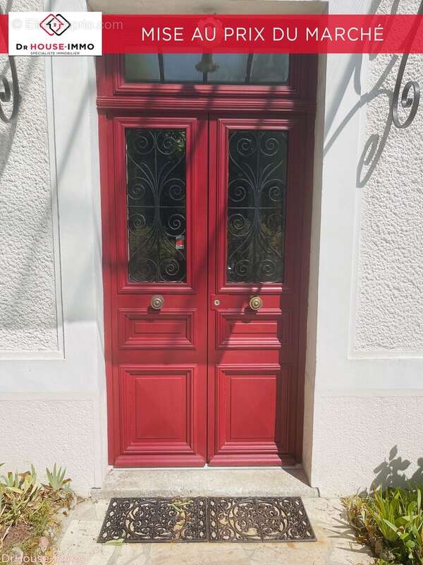 Maison à SAINT-PIERRE-LES-NEMOURS