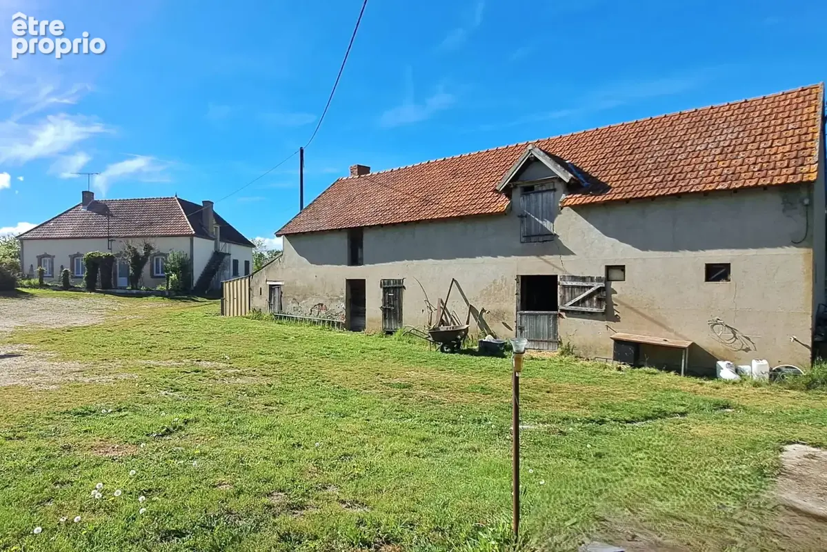 RARE! Corps de ferme traditionnel et dépendances sur 1.5ha libres - photo 4