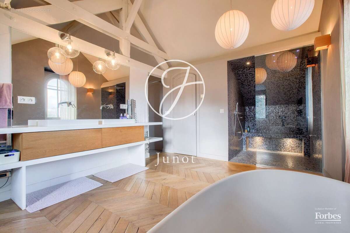 Vaucresson - PLATEAU DE CAZES - Maison 292 m² - 4 chambres - Terrain 720m² - photo 14