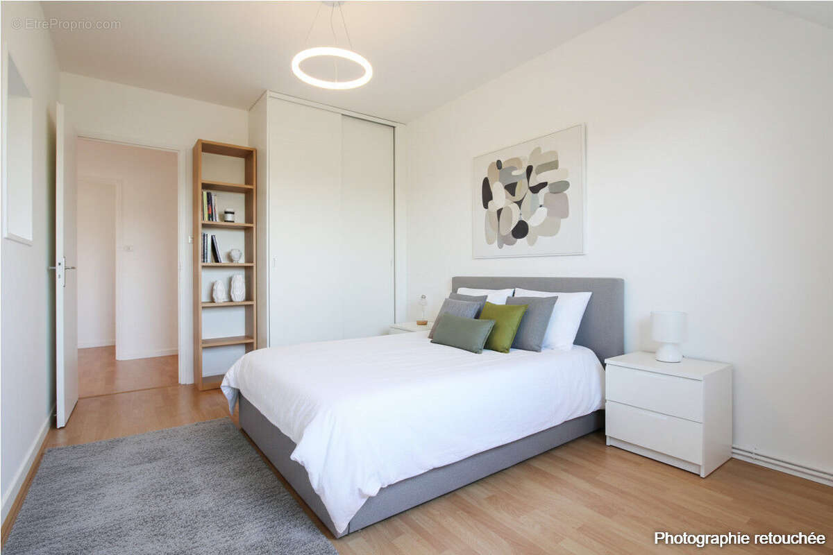 Maison à vendre à Mozé sur Louet avec jardin et garage - photo 10