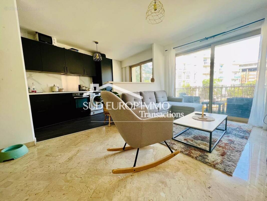 Appartement à NICE
