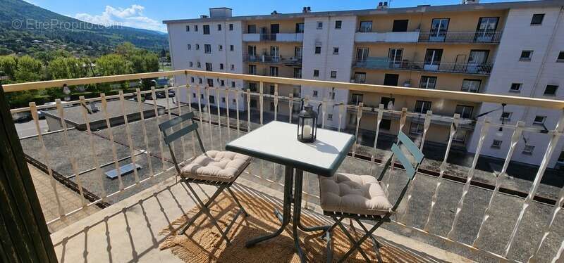 Appartement T3 de 84,55 m² avec garage et cave - photo 8