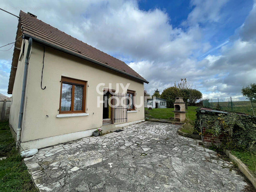 Maison à PERONNE