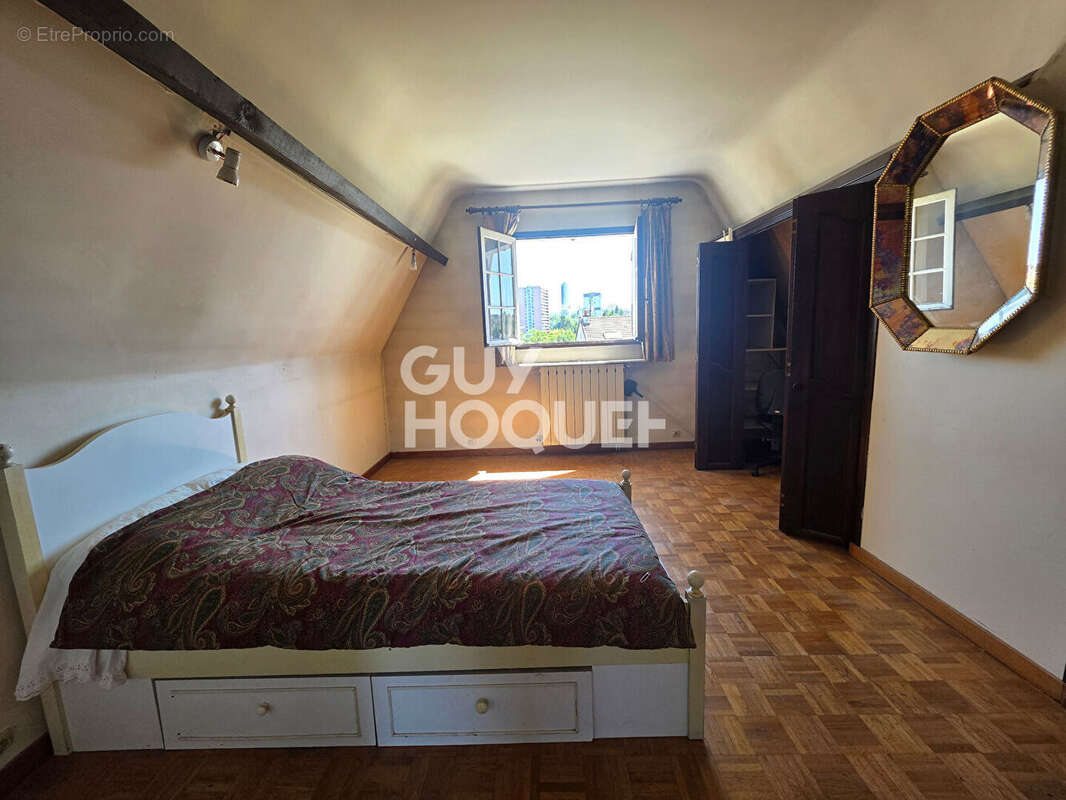 Maison à FONTENAY-SOUS-BOIS