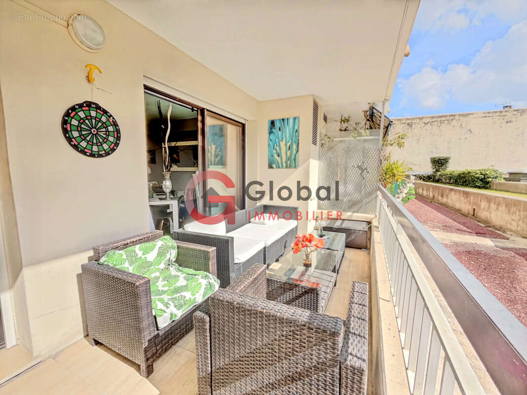 Appartement à MARSEILLE-5E