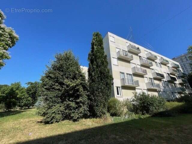 Appartement 59 m² à Rennes  - photo 3