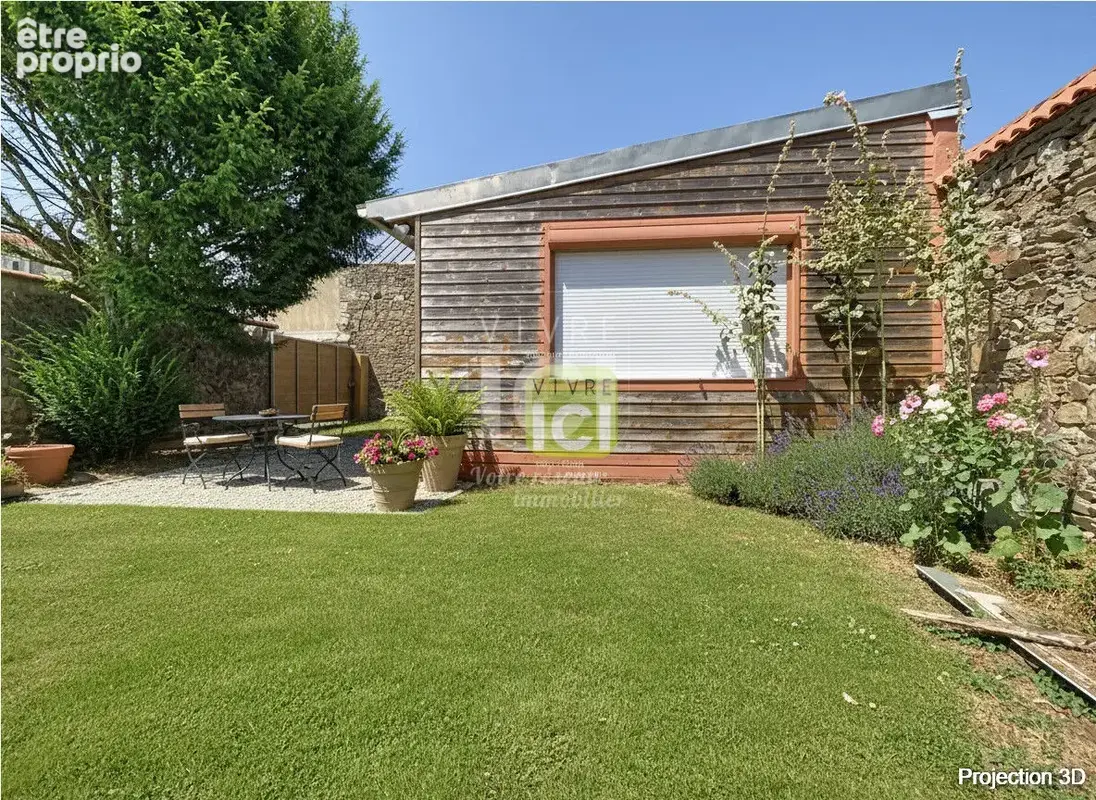 Maison à fort potentiel , atelier 60 m² , jardin ,combles aménageables - photo 4