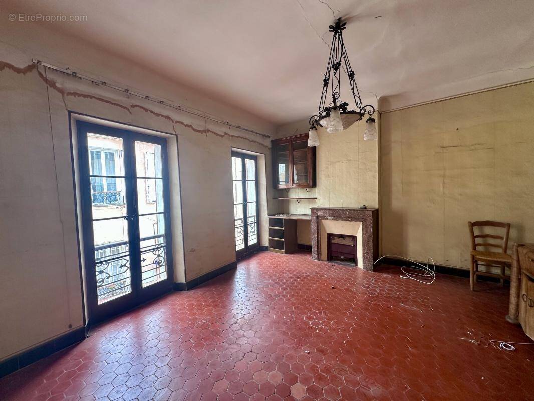 Appartement à MARSEILLE-11E
