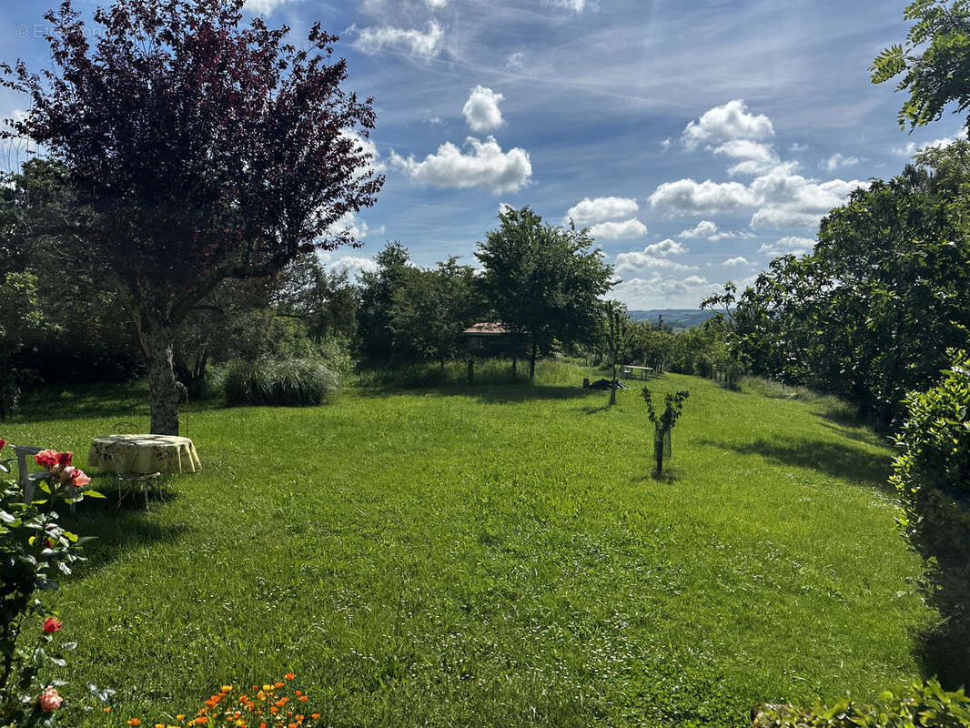 Maison à L'ISLE-EN-DODON