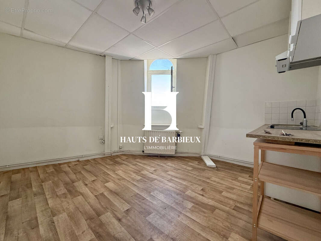 Appartement 34 m² à Roubaix  - photo 2