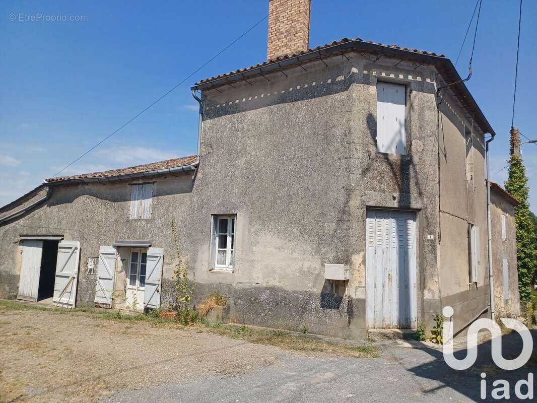 Photo 2 - Maison à PUJOLS