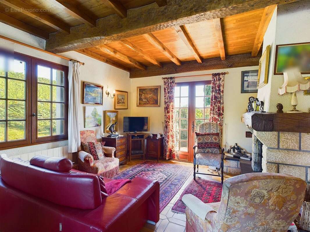 Maison à MONSEMPRON-LIBOS