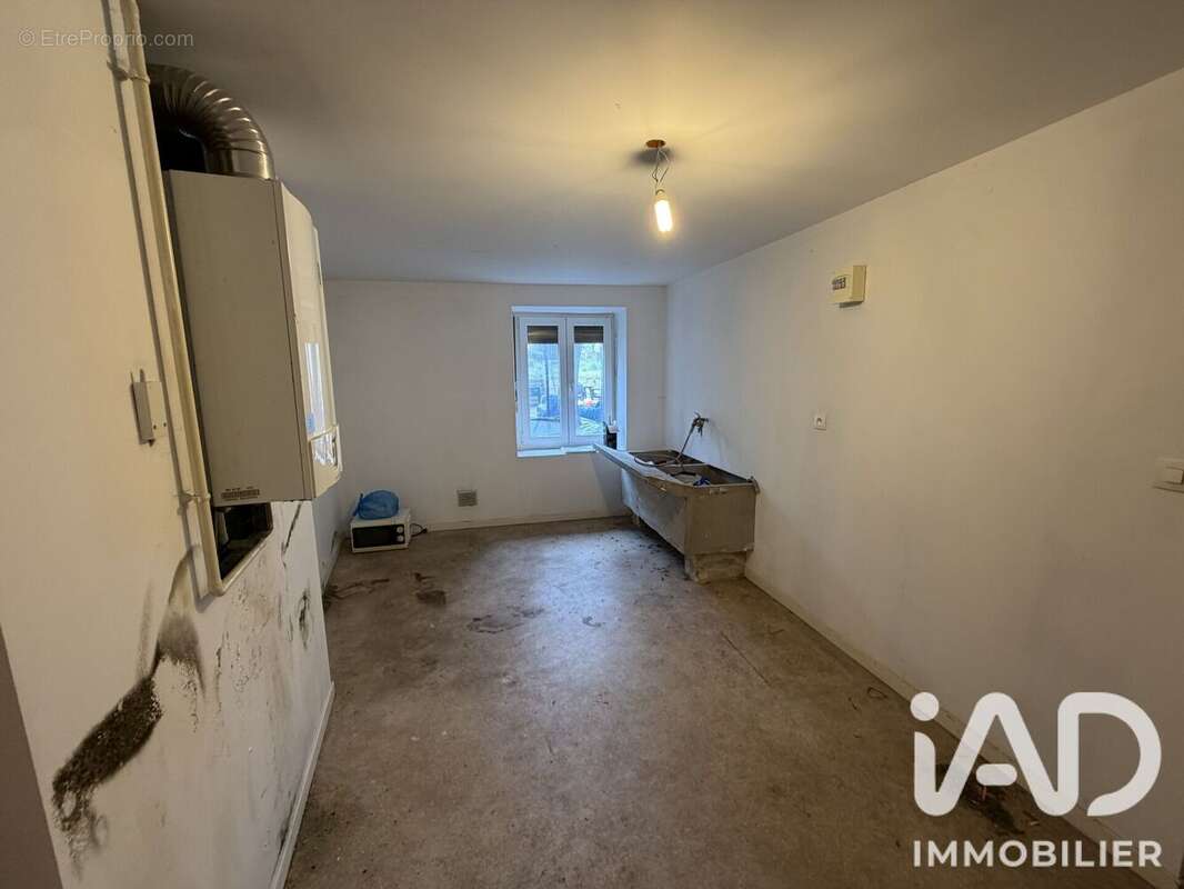 Maison 66 m² à Floing  - photo 9