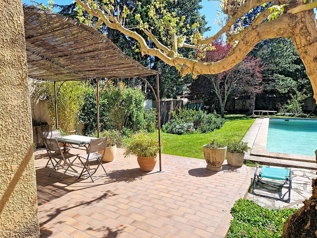 Maison à LES ANGLES