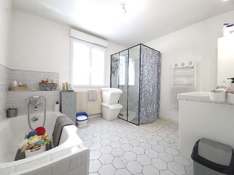 Maison à NOGENT-SUR-OISE