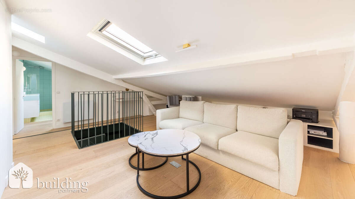 Batignolles Cardinet Paris 17ème - Appartement 2 pièces 60 m² habitables - photo 3