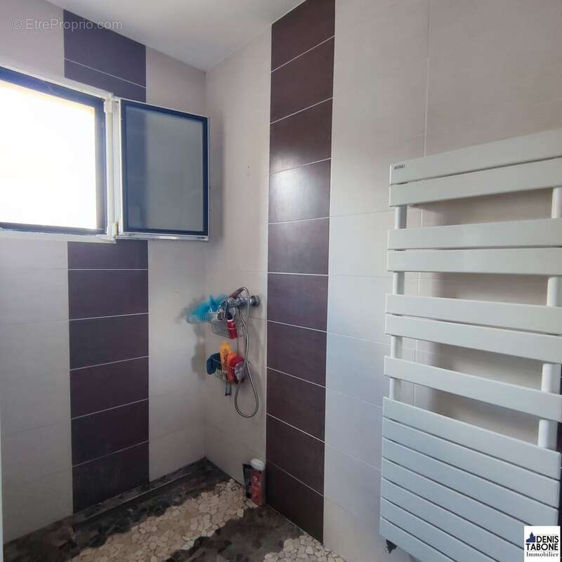 Maison à MONTLIGNON