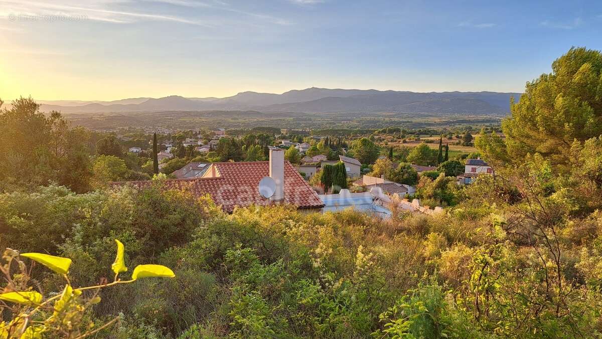 "Rare Gignac, emplacement unique vue panoramique exceptionnelle, Villa 6 pièces 148m2, terrain 2625m2" - photo 7