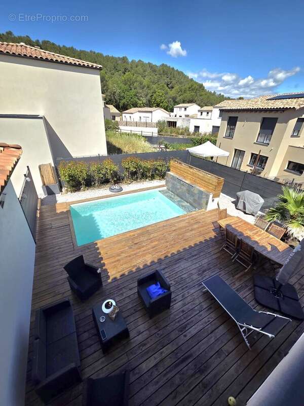 Maison 153 m² à Sainte-Croix-De-Quintillargues  - photo 2
