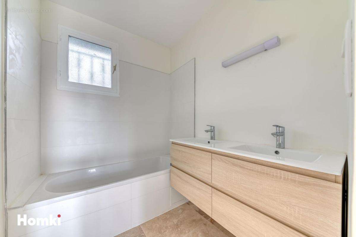 Maison/Villa T6 de 165 m2 à Sainte-Consorce 69280 - photo 9