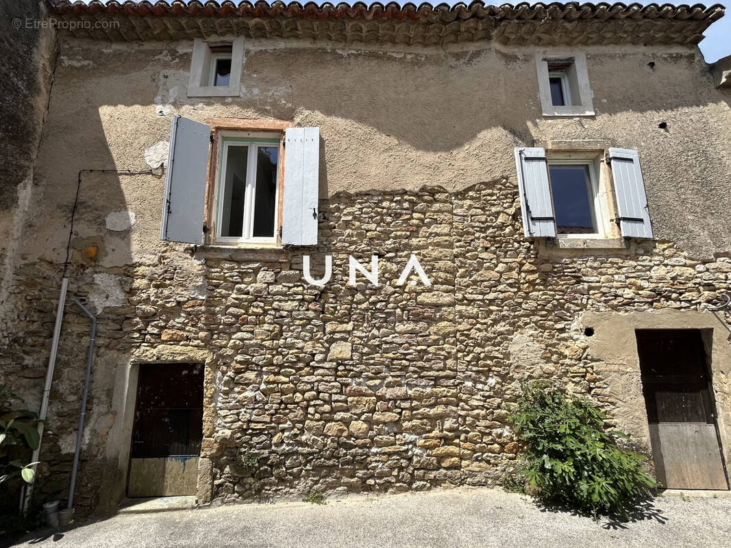 Maison à CAVILLARGUES
