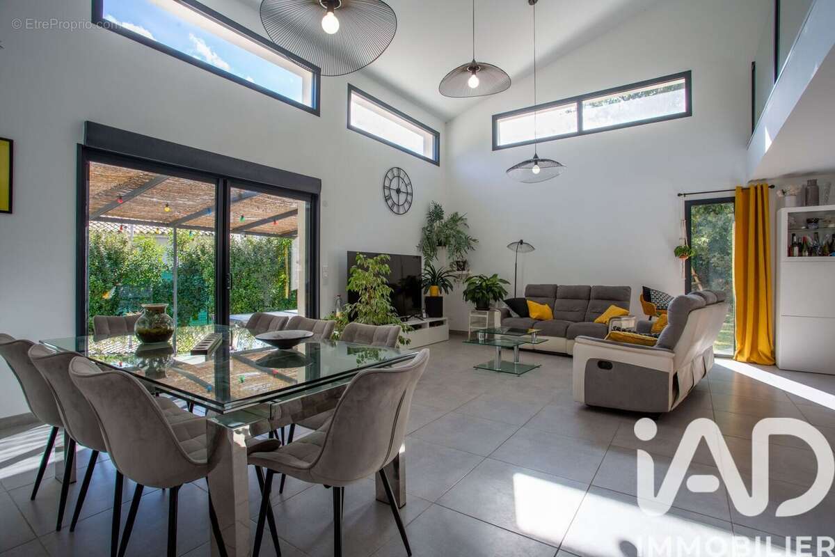 Photo 4 - Maison à ROCHEFORT-DU-GARD