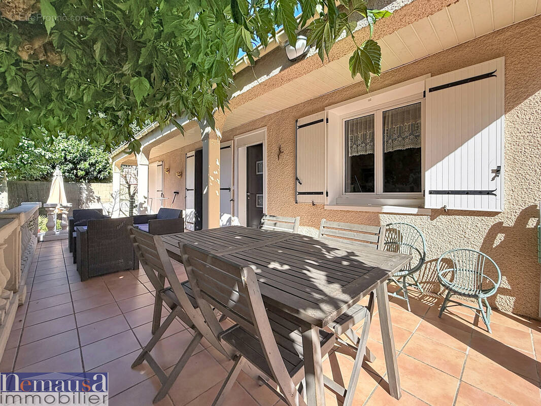 Maison à NIMES