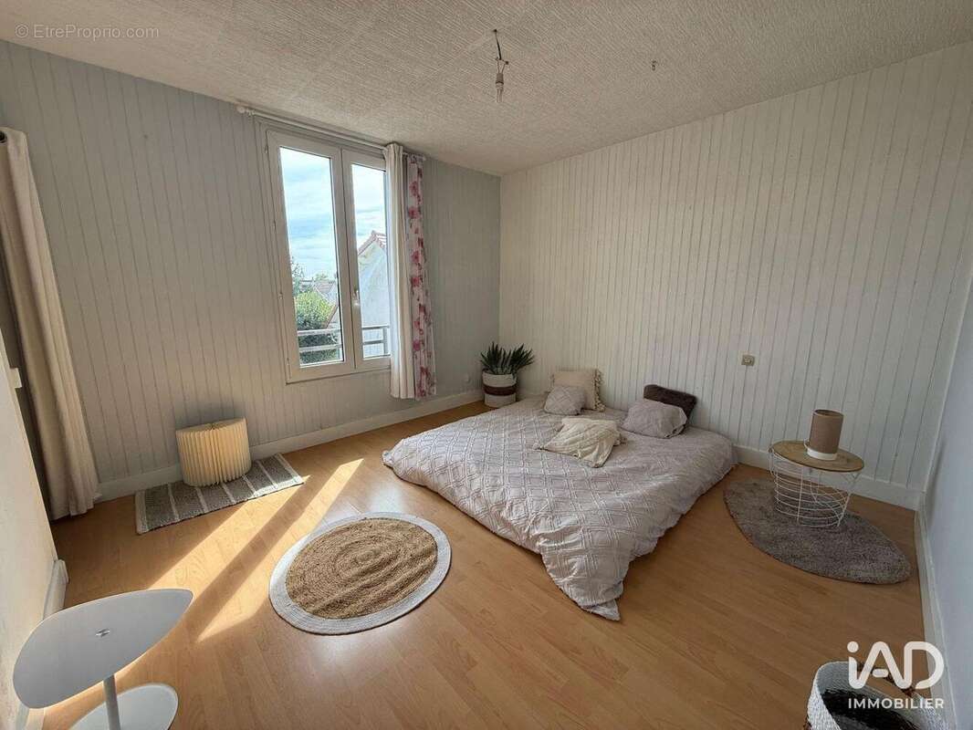 Photo 6 - Maison à MONTIGNY-LES-CORMEILLES