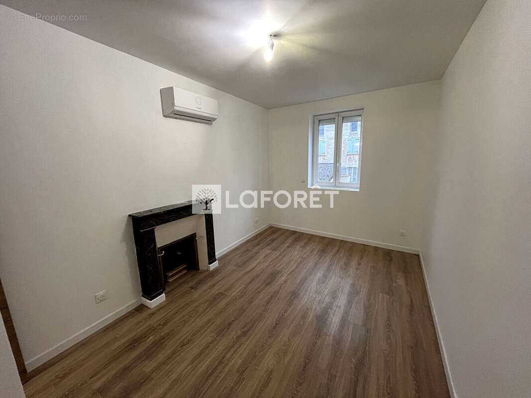 Maison à OINVILLE-SUR-MONTCIENT