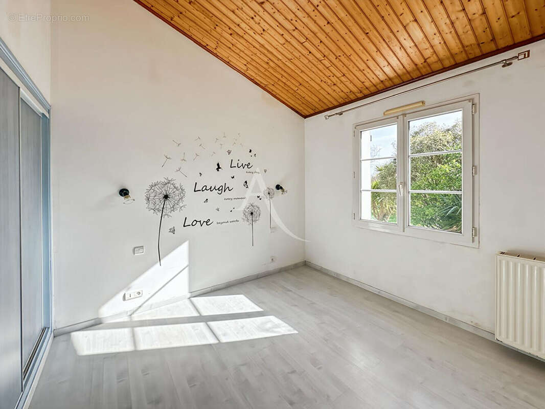 Maison à LE PERRIER