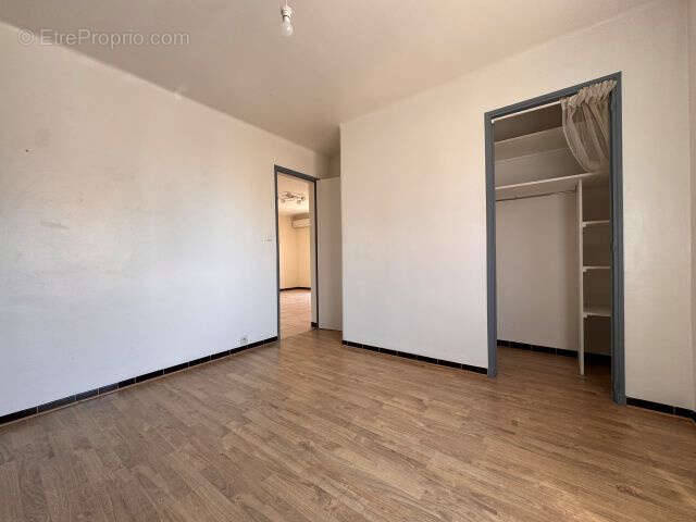 Appartement à PEYROLLES-EN-PROVENCE