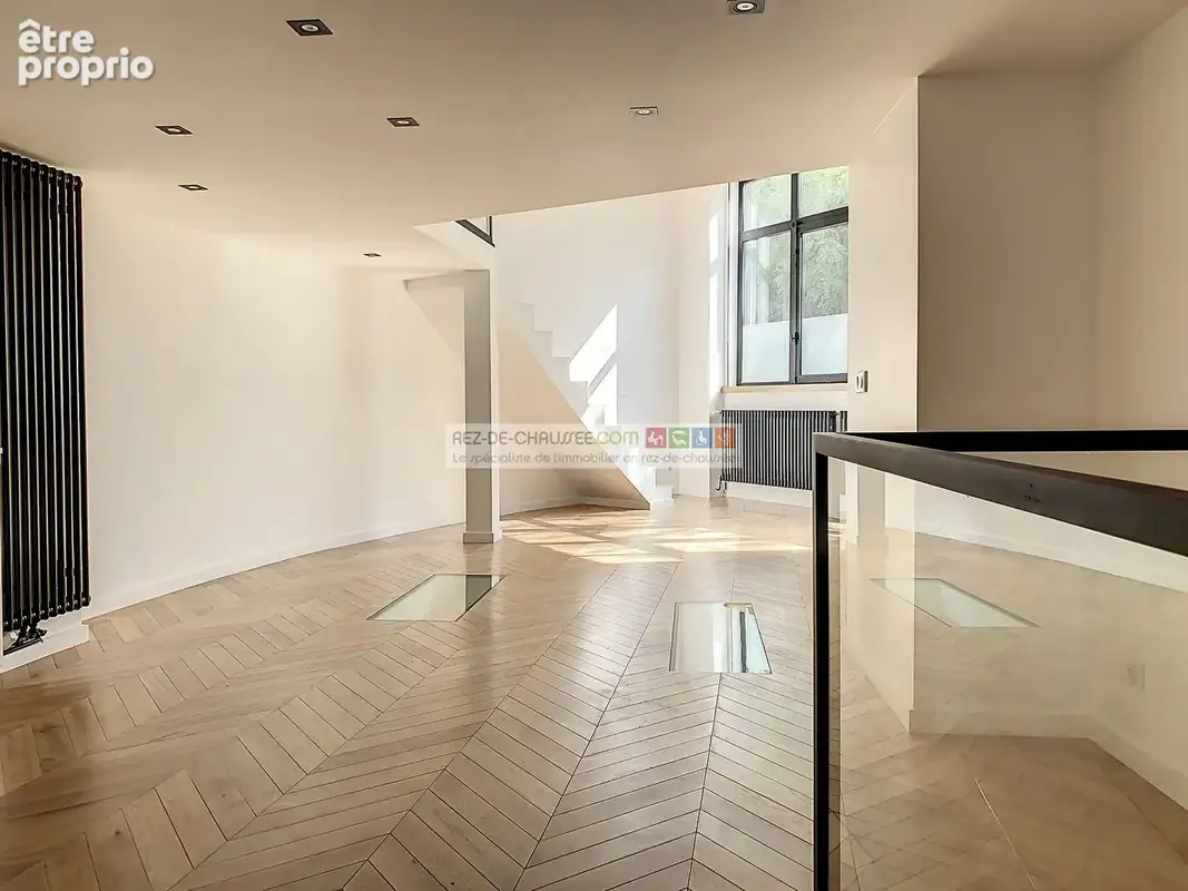 Appartement atypique renove parc des buttes-chaumont - photo 2