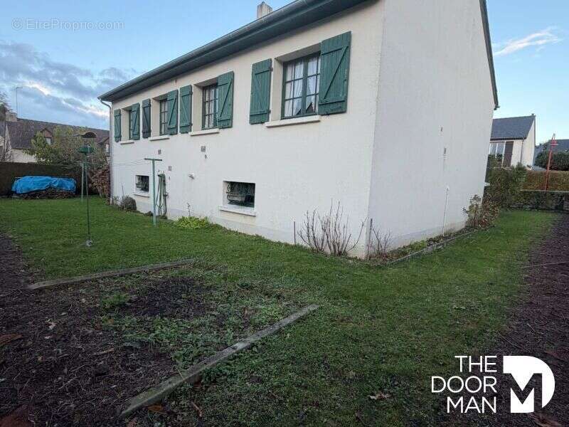 Maison à LE MINIHIC-SUR-RANCE