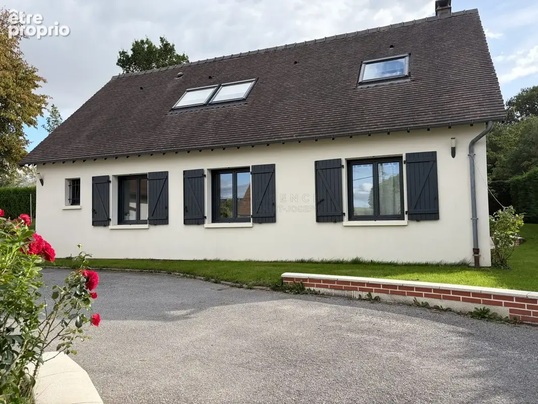Maison 5 pièces 110 m² à vendre à Saint-Clair-Sur-Les-Monts (76190) - photo 2