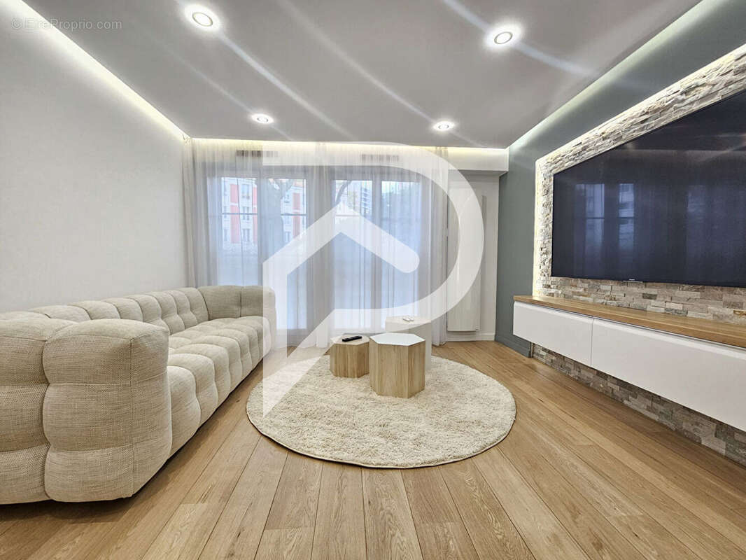 Appartement à SAINT-MAURICE