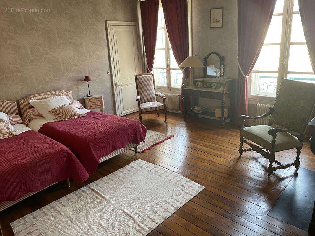 Maison à NOGENT-LE-ROI