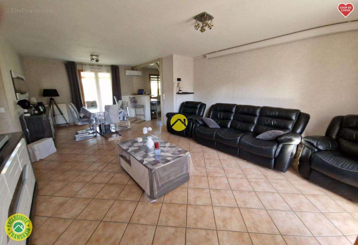 Maison à LA GUERCHE-SUR-L&#039;AUBOIS