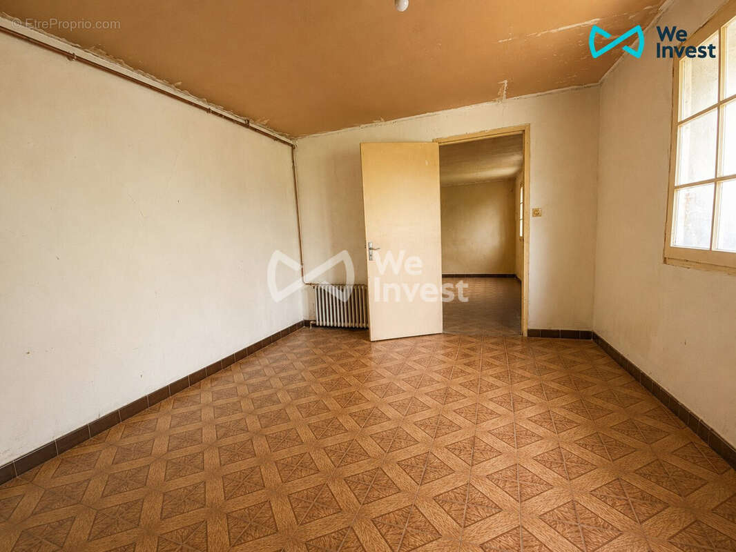 Maison 100 m² à Saint-Christoly-De-Blaye  - photo 5