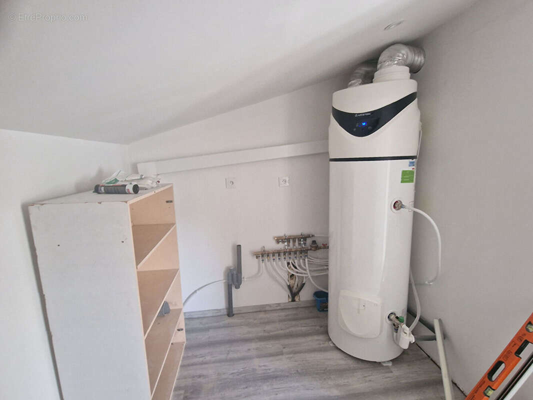 Maison à ALLEGRE-LES-FUMADES