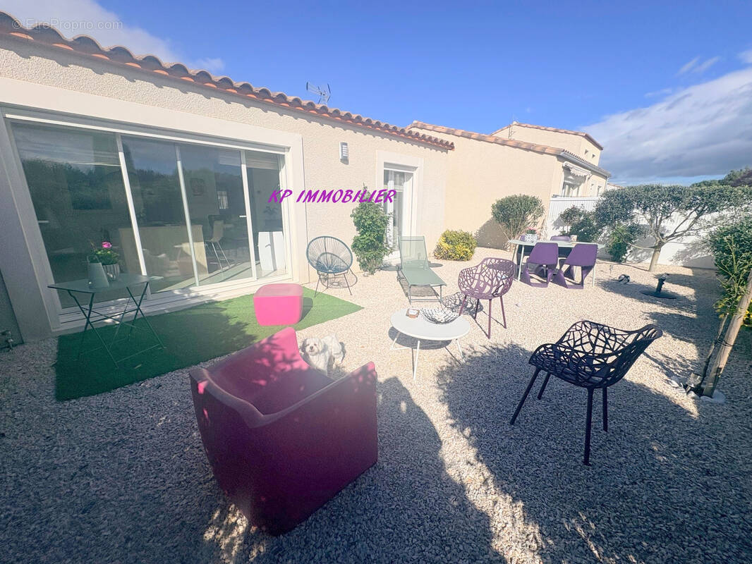Maison à OUVEILLAN